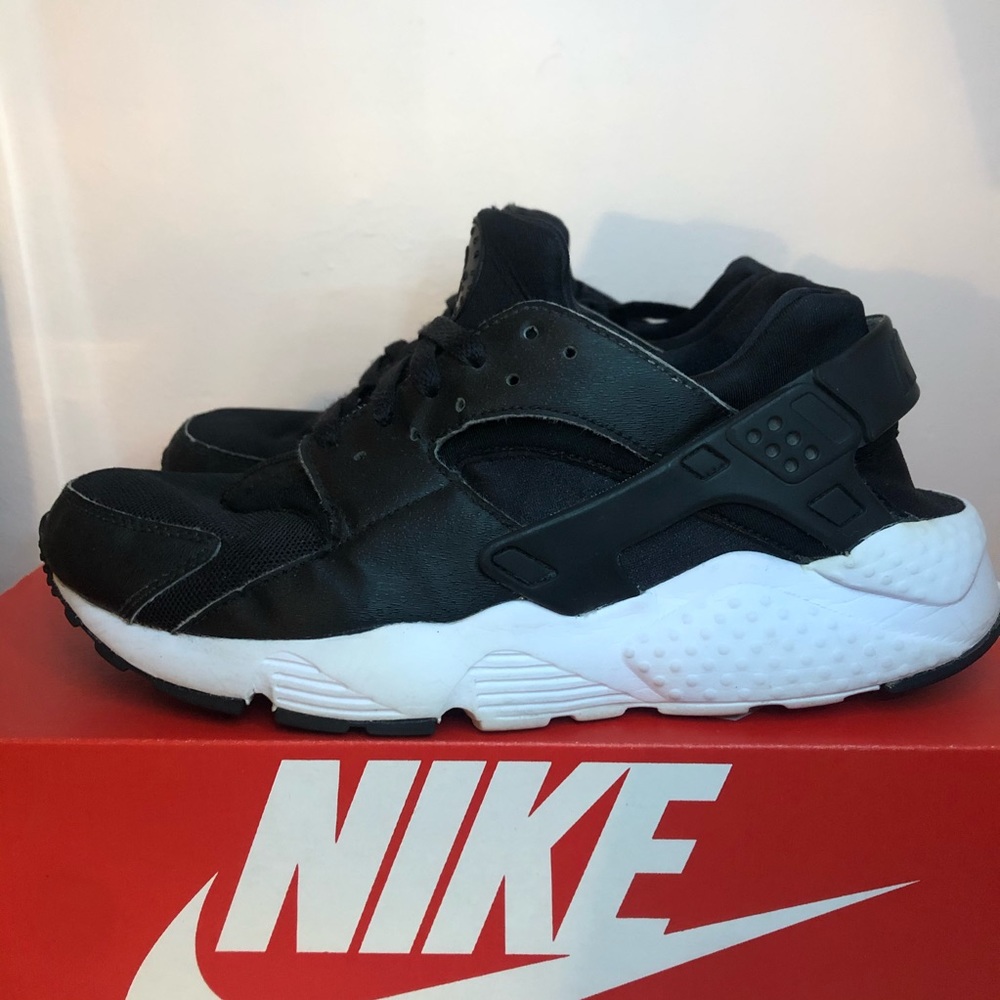 LAST DAY SALE🔥 Nike Huarache - Picture 3 of 9
